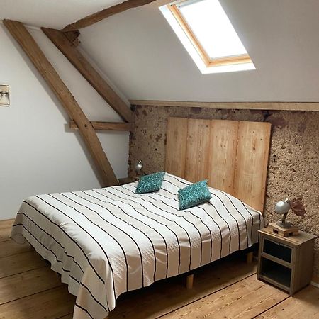 Les Fruits Du Passau Bed & Breakfast Saint-Désiré Bagian luar foto
