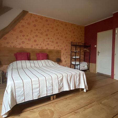 Les Fruits Du Passau Bed & Breakfast Saint-Désiré Bagian luar foto