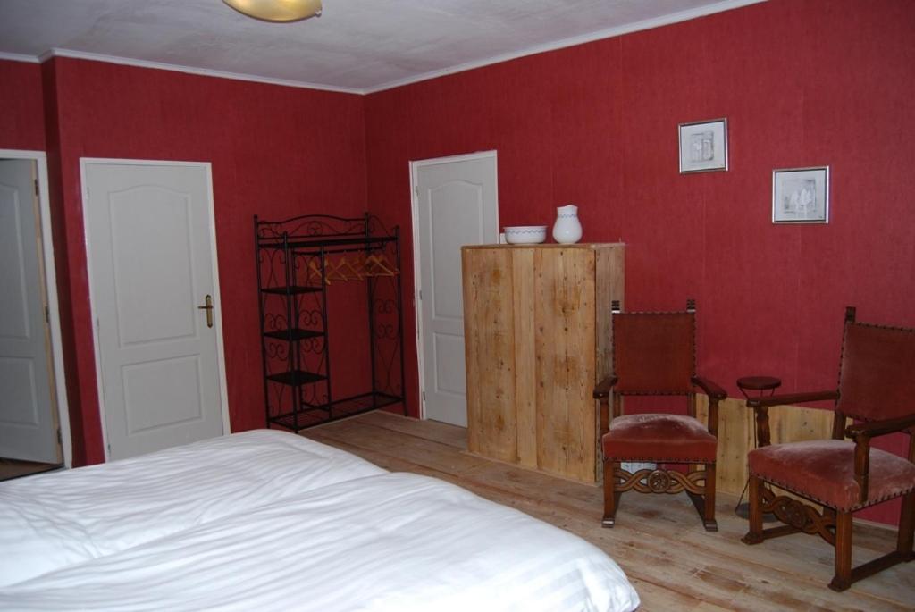 Les Fruits Du Passau Bed & Breakfast Saint-Désiré Ruang foto