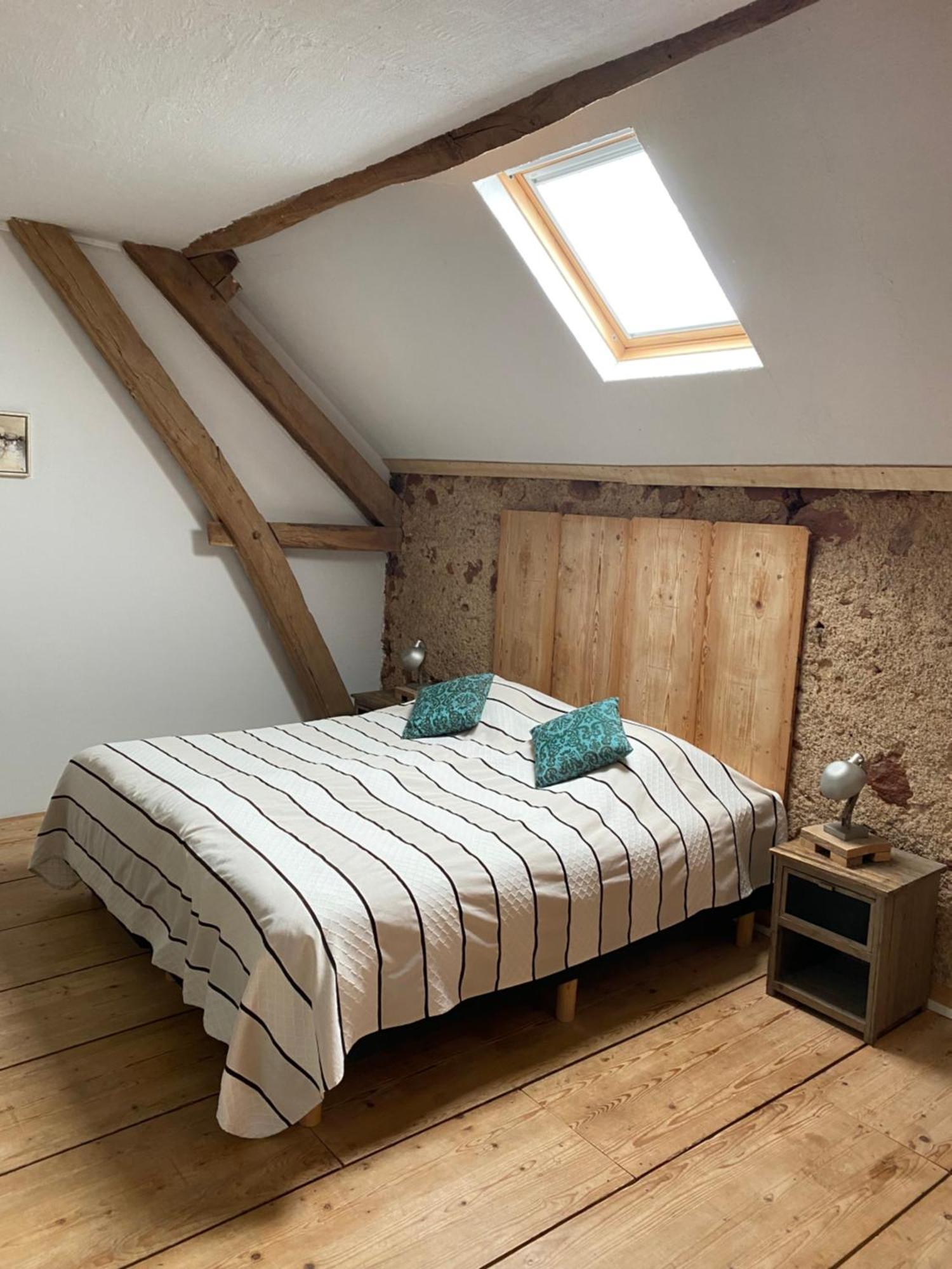 Les Fruits Du Passau Bed & Breakfast Saint-Désiré Bagian luar foto