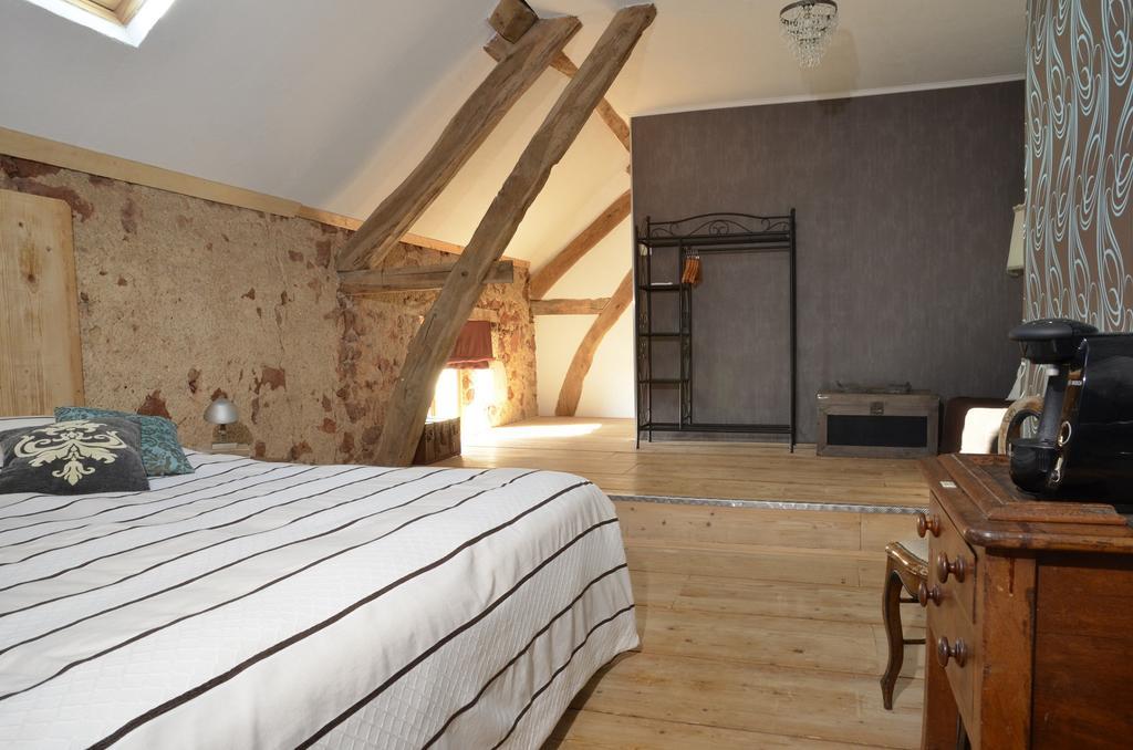Les Fruits Du Passau Bed & Breakfast Saint-Désiré Bagian luar foto